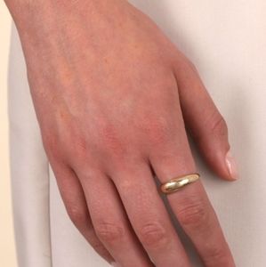Mejuri Thin Dome Ring - 14k yellow gold size 8